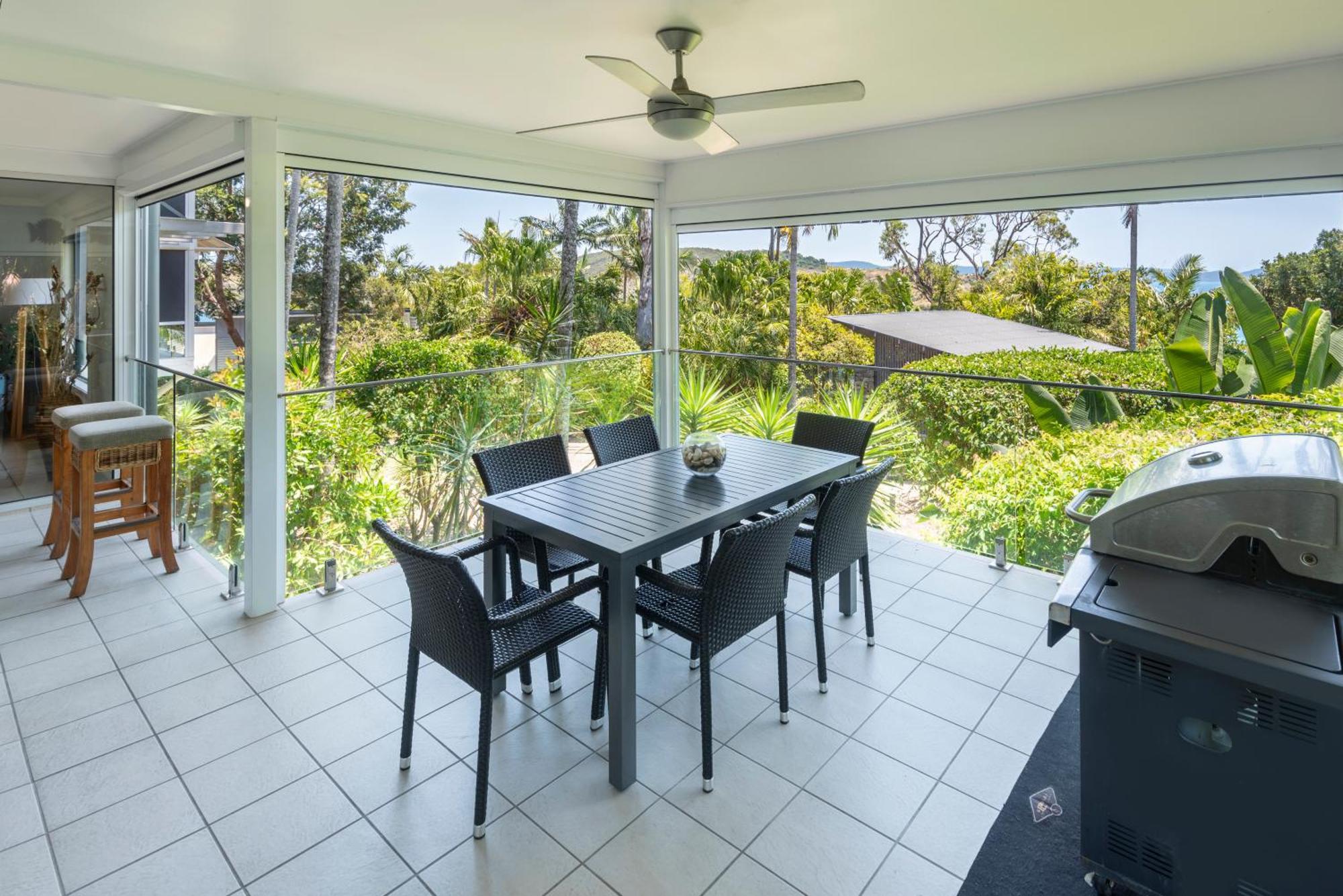 Oasis Apartments On Hamilton Island By Hiha Екстериор снимка