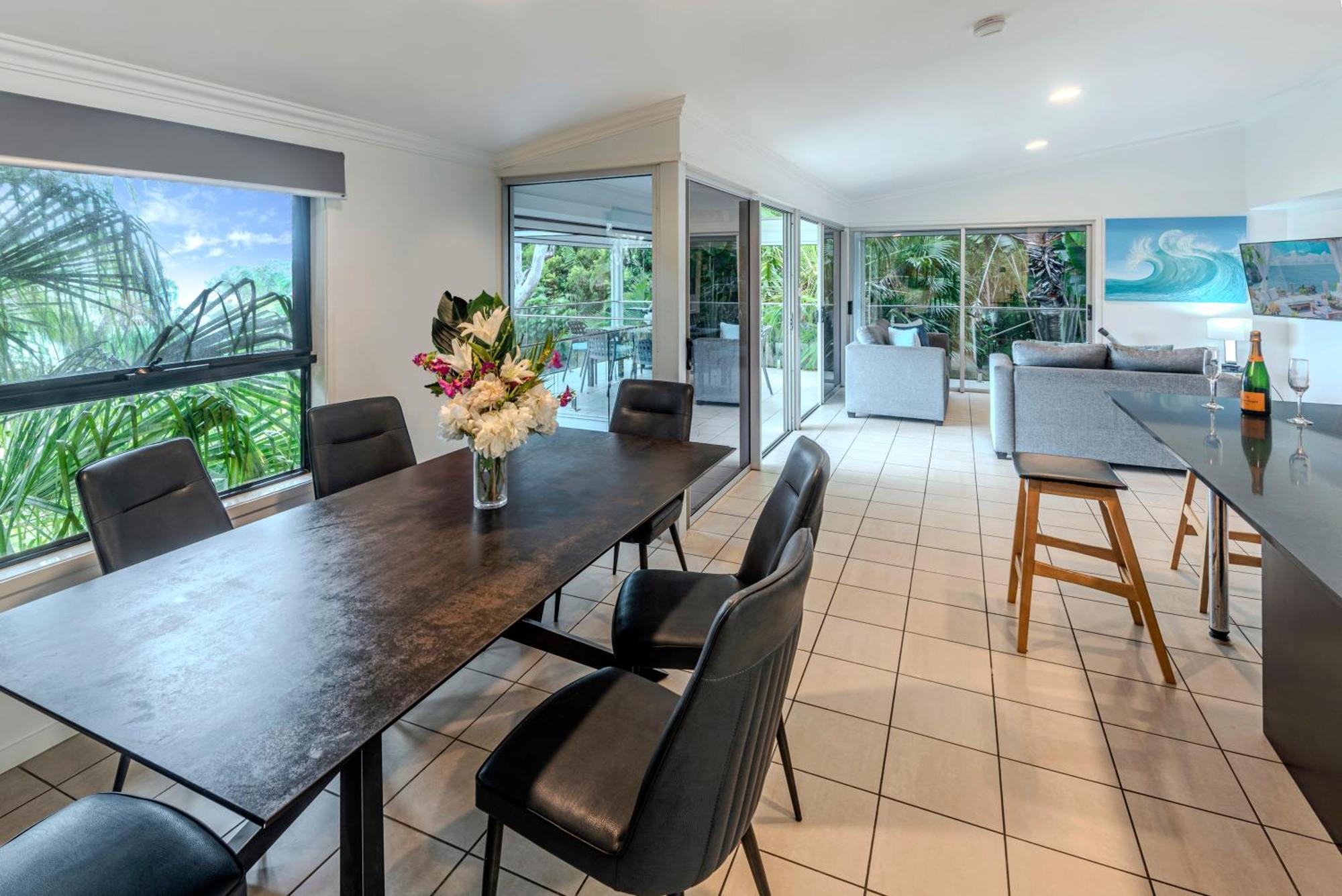 Oasis Apartments On Hamilton Island By Hiha Екстериор снимка